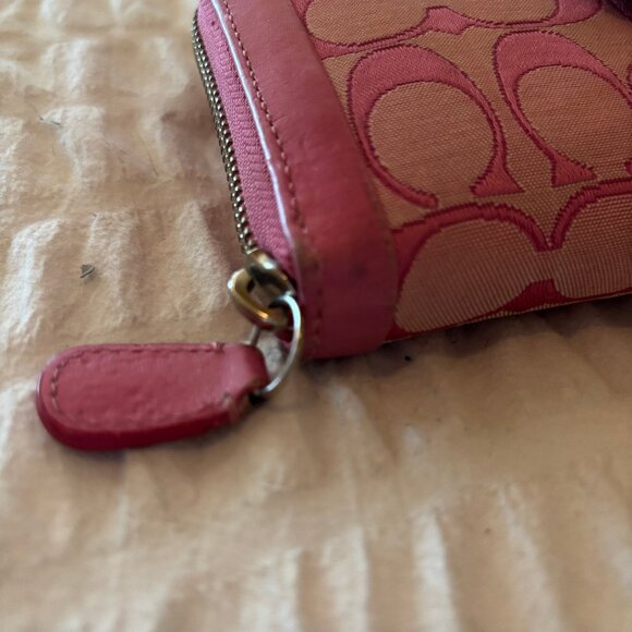 Vintage Authentic Coach Y2K Pink Signature Wallet - Picture 4 of 6